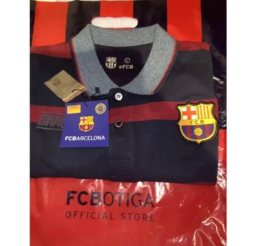 新品タグ付き　現地購入　バルセロナシャツ