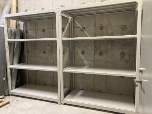鉄製の棚(中古・美品)お譲り致します！
