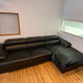 ソファー【皮】の画像