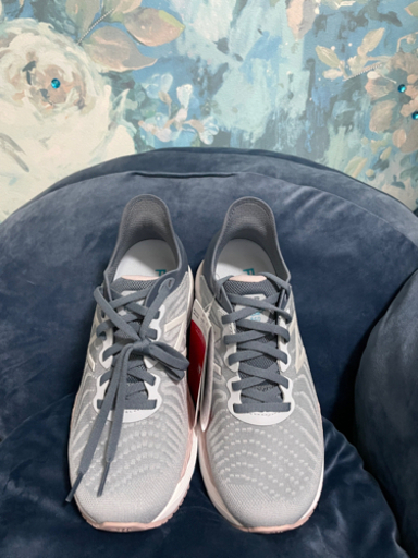 新品。未使用。ニューバランス　スニカー