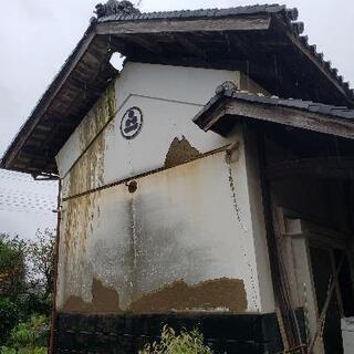 築120年以上前の土蔵の土壁、梁、柱