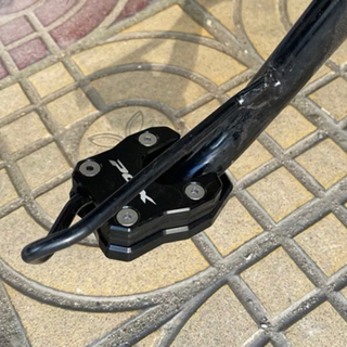 PCX サイドスタンドカバー　キックスタンドカバー　ブラック　六角レンチ付き♪の画像