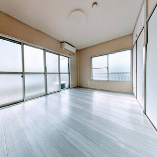 🔴敷礼なし🔴ペットOK🐶ショッピングモールすぐのリノベ2DK♪😀🌅