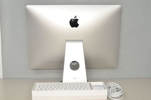 中古美品 iMac A2116 MHK32J/A (Retina 4K, 21.5-inch, 2019) CPU 3.6GHz Core i3 Radeon Pro 555X 2GB SSD256GB 8GB MacOS Big Sur 11.6