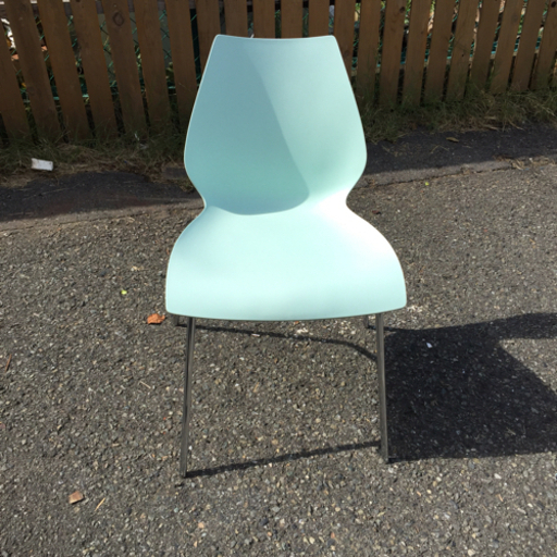 ★1脚 カルテル★ Kartell Maui マウイ 椅子 ペールブルー イタリア製