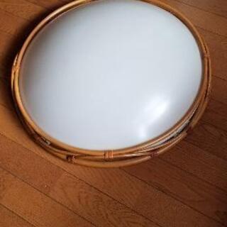 アジアン風　DAIKO蛍光灯の画像