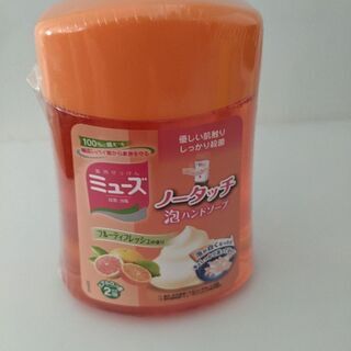 美品!ミニオンミューズ泡ハンドソープ本体の画像