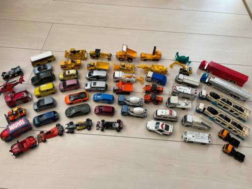 トミカいろいろ　53台以上！！おまけ付き^ ^