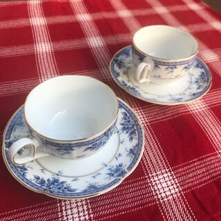 バレンチノ　G.Valentino カップ・ソーサー２脚