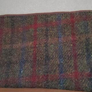 値下げしました！未使用品です！HarrisTweedポーチ☆の画像