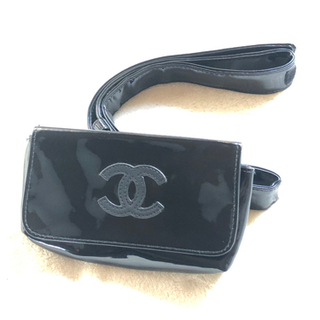 ◯【正規ノベルティ品　鑑定済】CHANEL エナメル　ウエストポ...
