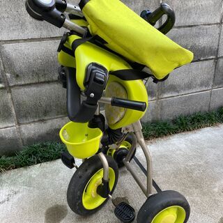 アイデス製 子ども用三輪車 折りたたみ式の画像