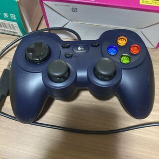 PC用コントローラー、Webカメラ、ヘッドフォンセットの画像