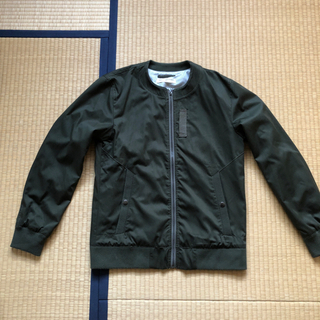 ジャンパーお取引決まりました。ありがとうございました。