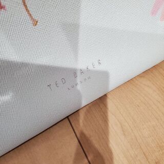 美品TED BAKERバッグの画像