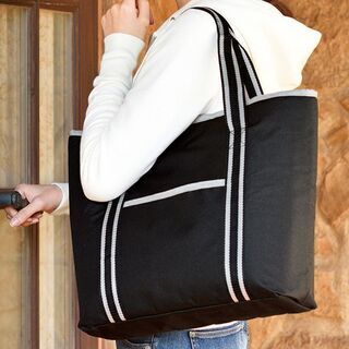 【未使用品】保冷温たっぷりトートバッグ！２Ｌのペットボトル４本がすっぽり！の画像