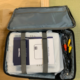 新品未使用　プロジェクター　現金&現地取引のみ受付の画像