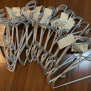 【取引中】未使用新品 無印 アルミハンガー 肩ひもタイプ 42c...
