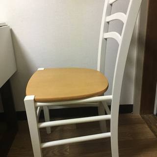 ダイニングチェアーの画像