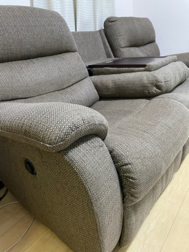 三人掛け　電動リクライニングソファー