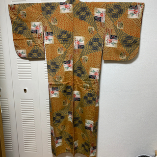 ✨新品シルクお召✨レトロの画像