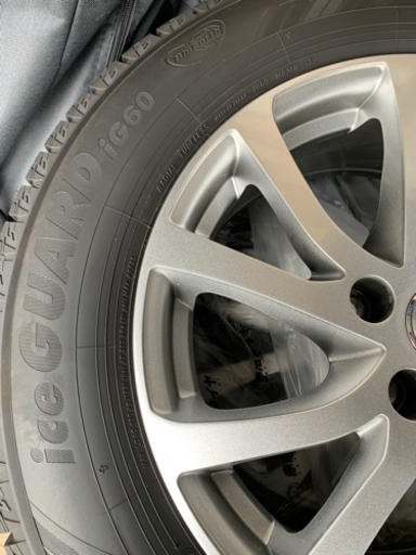 【超美品ホイール付き4本】スタッドレスタイヤ　ヨコハマ　アイスガード205/65R16 (4本セット)