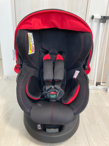 エールベベ　チャイルドシート