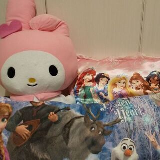 ミッフィー、プリンセスクッション、アナ雪クッション