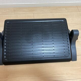 フットレスト　EEX-FR001　デスク下足乗せ台