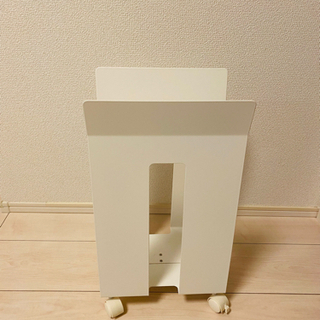 tower ダンボールストッカー