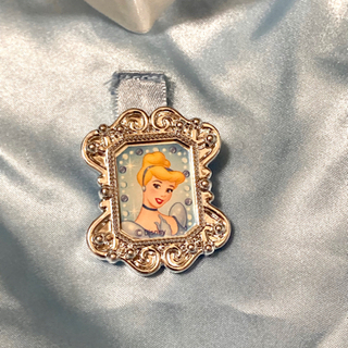 シンデレラ　ドレス　140センチ   汚れありの画像