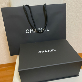 シャネル　箱　紙袋
