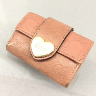 GUCCI グッチ シマライン ピンクレザー ハートモチーフ 6連キーケースの画像