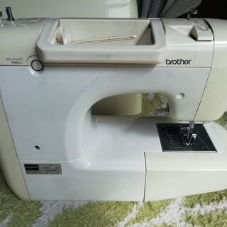 【値下げしました】ブラザー　ミシン　Ｌｉｓｅｒｅ　ZZ3-B590の画像