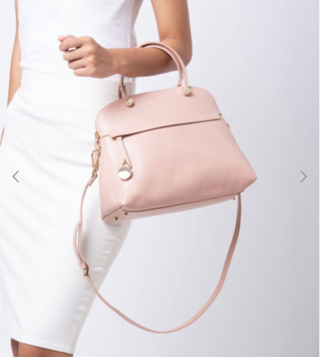 5万円分を半額以下【FURLA】パイパー2wayショルダーバンダナ付きバック