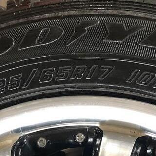 ⛄225/65R17❄️SUV用！GOODYEAR製アルミホイール付スタッドレスタイヤ入荷しました⛄の画像
