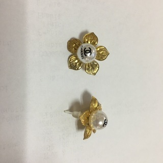 ブレスレット、ピアスセットの画像