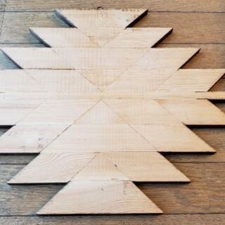オルテガ柄 壁掛け インテリアの画像