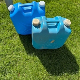 灯油用ポリタンク