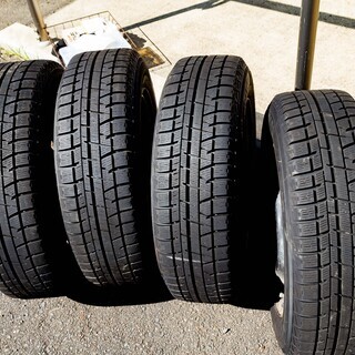 スタッドレスタイヤ　14インチ Ice GUARD iG50 PLUS 175/65 R14 82Q IG50の画像