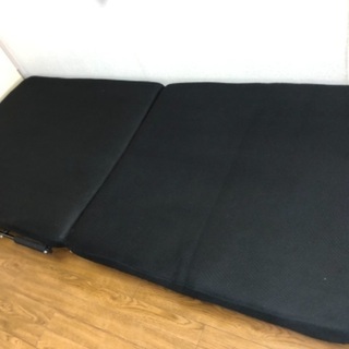 折り畳みベッド カラーブラック