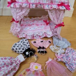 【掲載しなおします】リカちゃんベッドとドレスセット