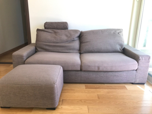 大塚家具3人がけソファー。スツール付き！