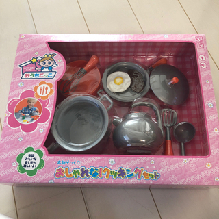 おままごとセット　音が出ます