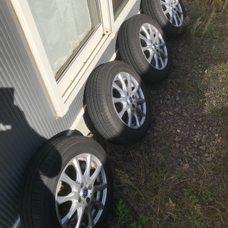 夏タイヤを売ります。