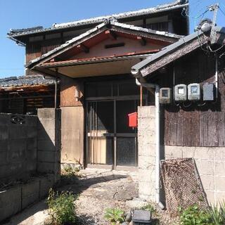 戸建て倉庫！荷物が多い方、いかがですか？