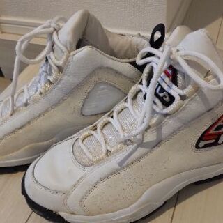 フィラ　バスケットシューズ
