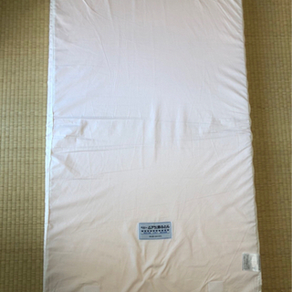 【購入価格15,000円】西川産業・ベビー布団　赤ちゃんの身体を点で支えて体圧を分散！の画像