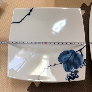 【新品】ヒロコ・コシノ　ニッコー株式会社　プレート2枚セットの画像