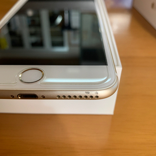 iphone6 plus 128gb Gold auの画像